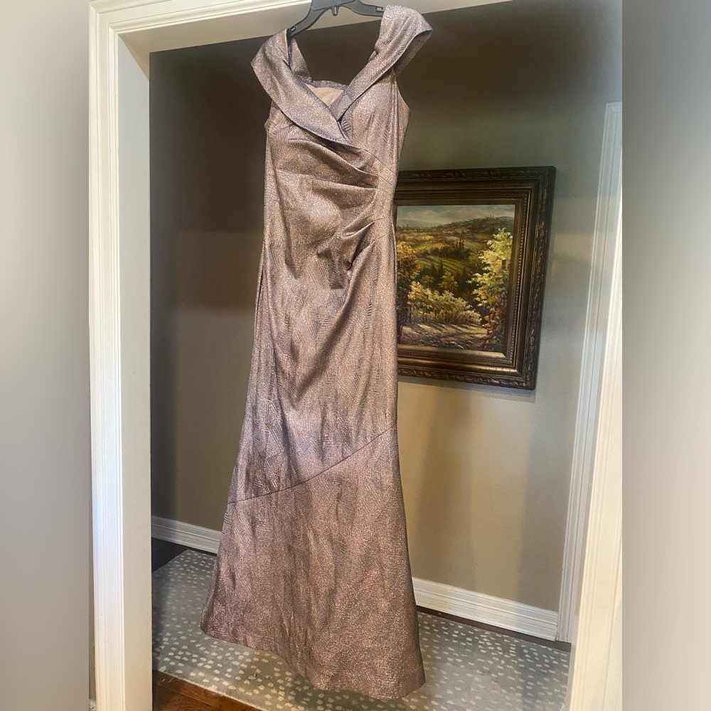 TERI JON BRONZE METALLIC JACQUARD PORTRAIT OFF SHOULDER GOWN 12 - Picture 9 of 13